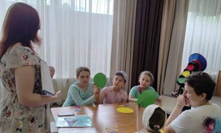 В ДК «Мечта» м.о. Чехов состоялась увлекательная игровая программа «Знай правила дорожного движения»